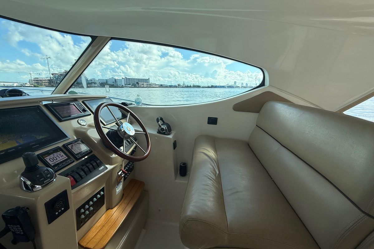2014 Tiara Yachts 45 