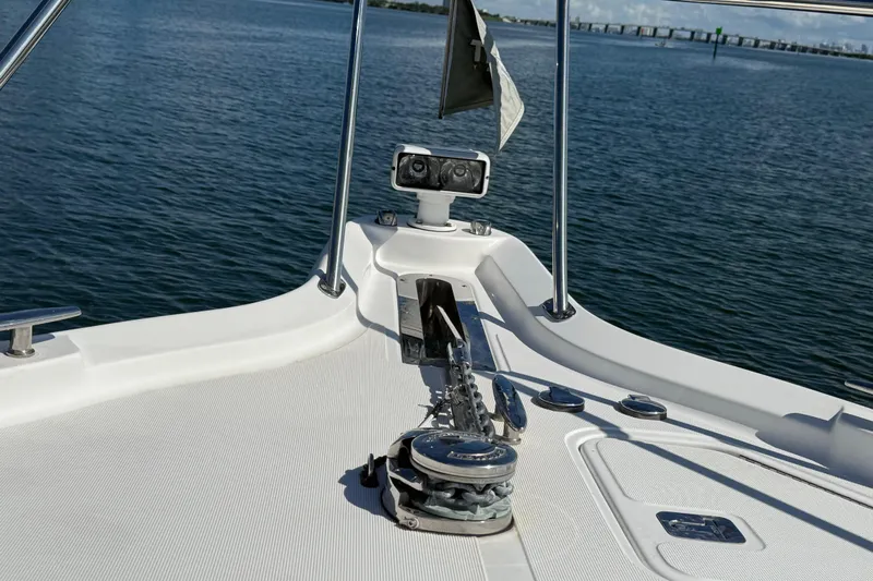  Yacht Photos Pics Bow of 2014 Tiara Yachts 4500 Sovran, featuring anchor and ocean view.