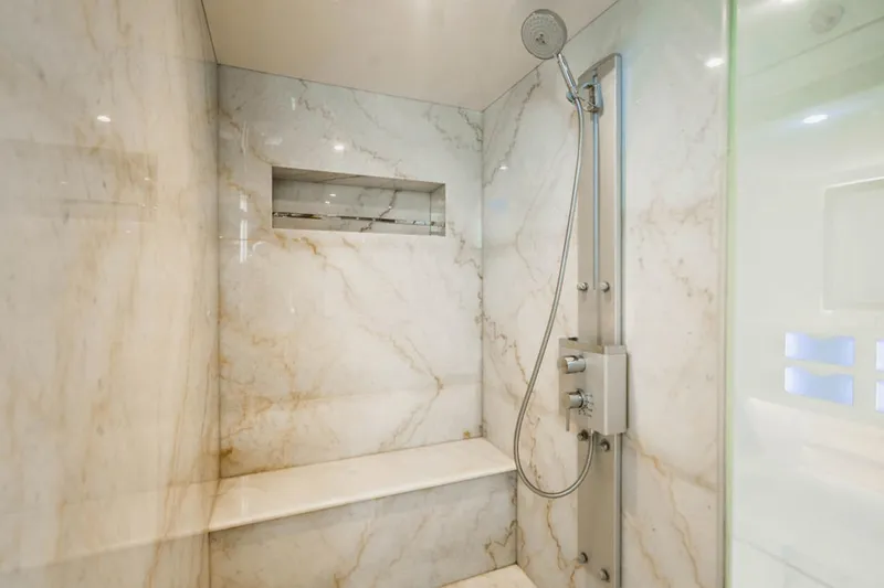 Far Niente Yacht Photos Pics 