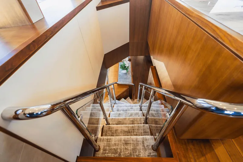 Far Niente Yacht Photos Pics 