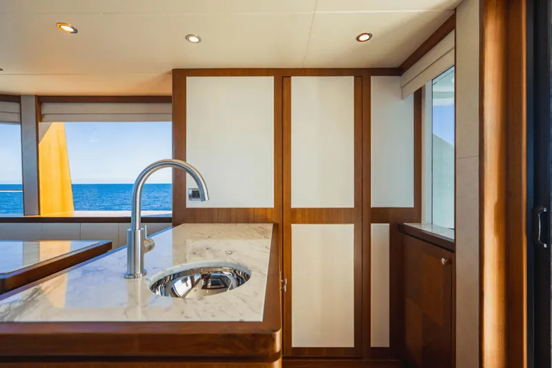 Far Niente Yacht Photos Pics 