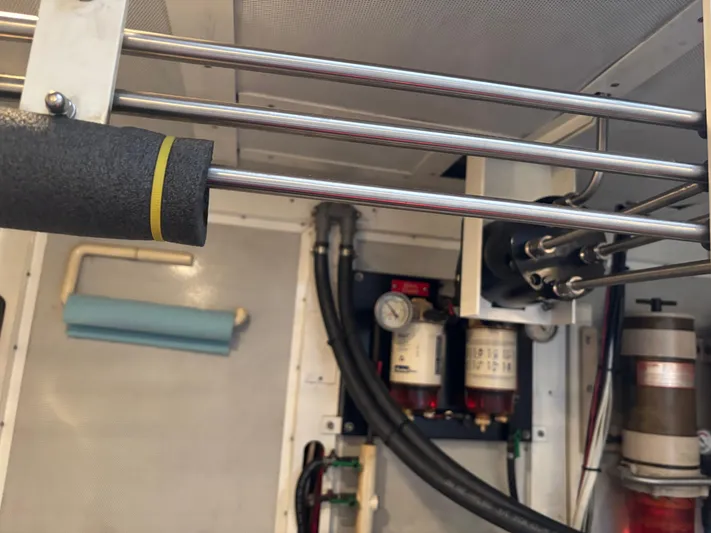 Diesel Duck Yacht Photos Pics 