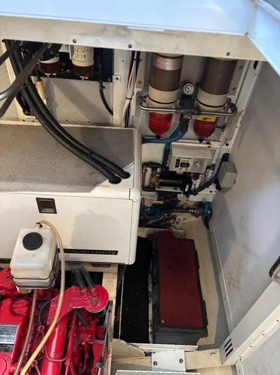 Diesel Duck Yacht Photos Pics 