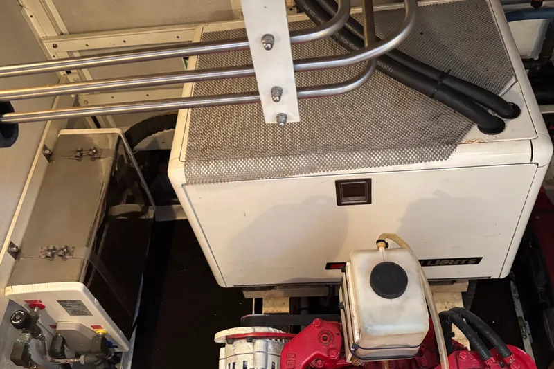 Diesel Duck Yacht Photos Pics 