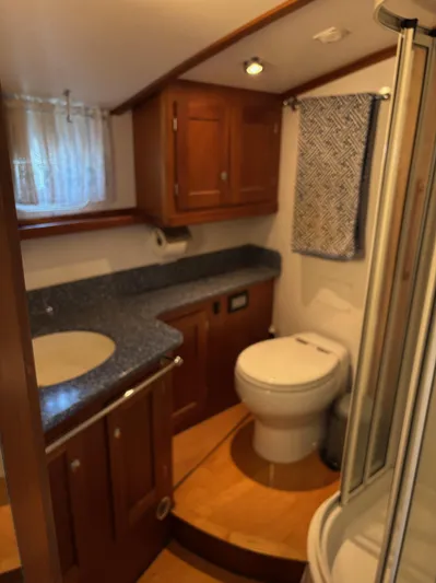 Diesel Duck Yacht Photos Pics 