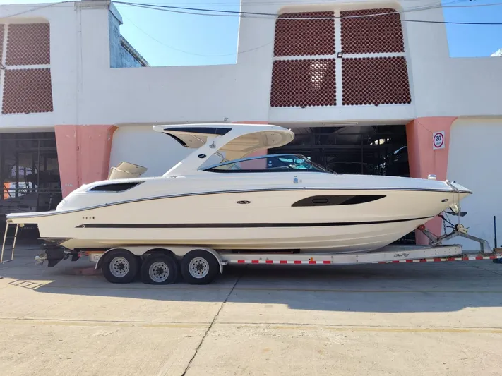 2018 Sea Ray 350 Slx @ Acapulco Yacht Photos Pics 