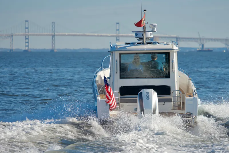 T. T. Surf Rider Yacht Photos Pics 