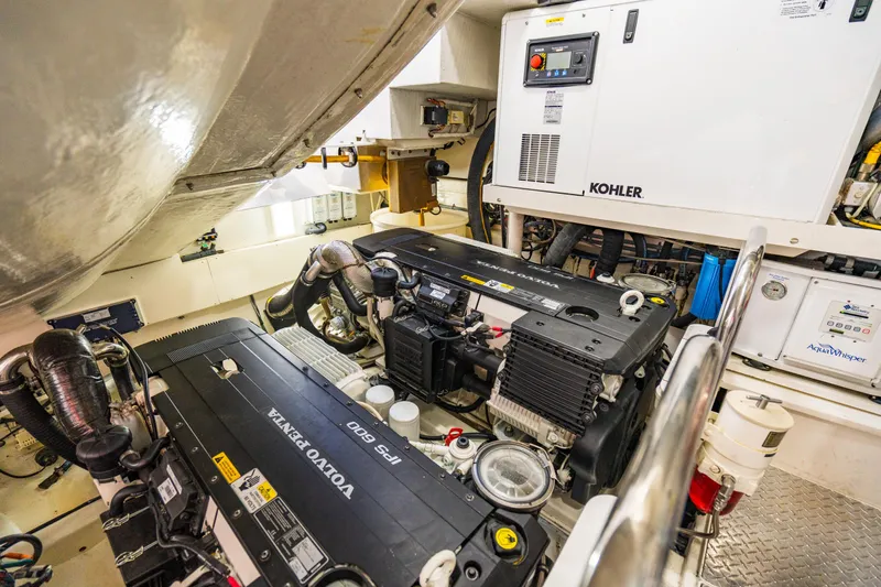 Committed Yacht Photos Pics 