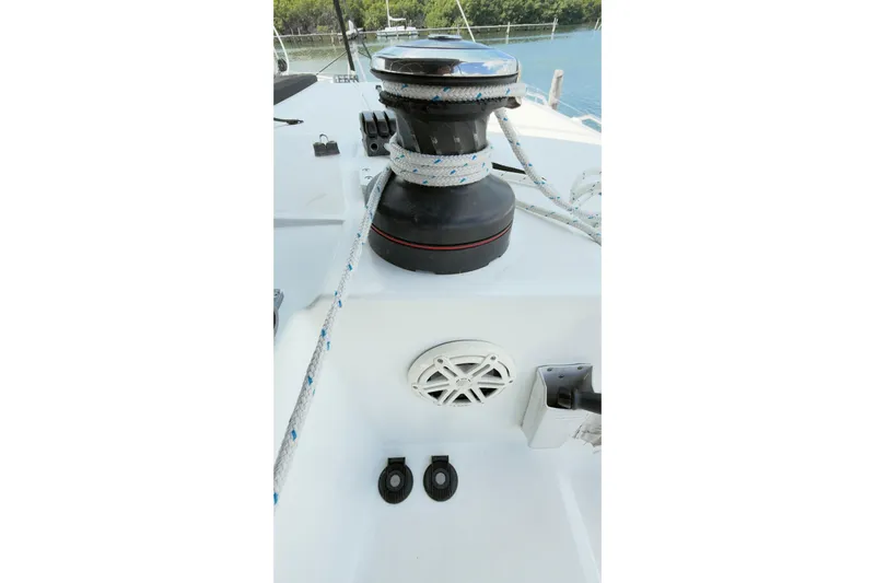 Carpediem 2 Yacht Photos Pics Deck of 2019 Lagoon 450 catamaran with winch and ropes.