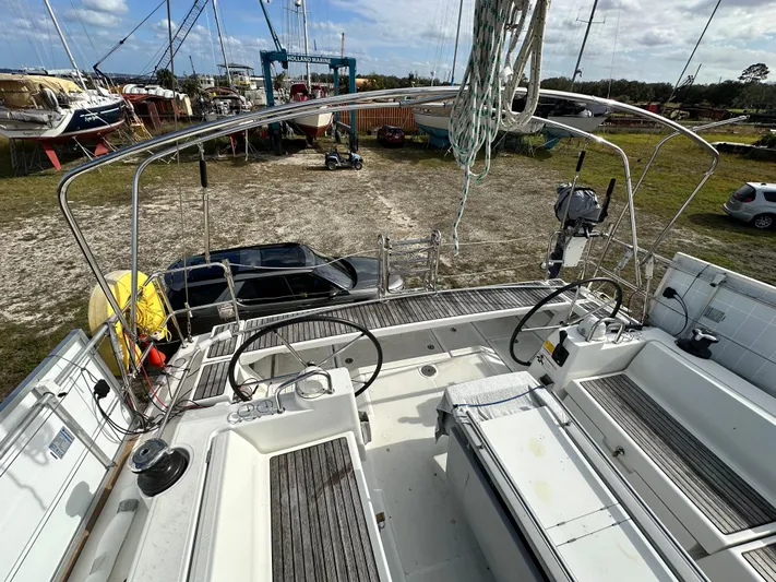 Ola Yacht Photos Pics 