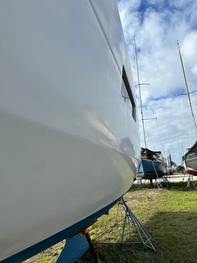 Ola Yacht Photos Pics 