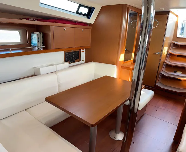 Ola Yacht Photos Pics 