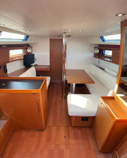 Ola Yacht Photos Pics 