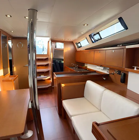 Ola Yacht Photos Pics 