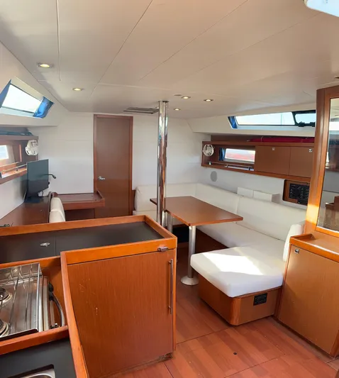 Ola Yacht Photos Pics 