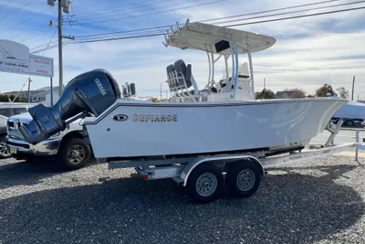 Defiance Catalina 240