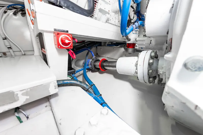 Safari Yacht Photos Pics 