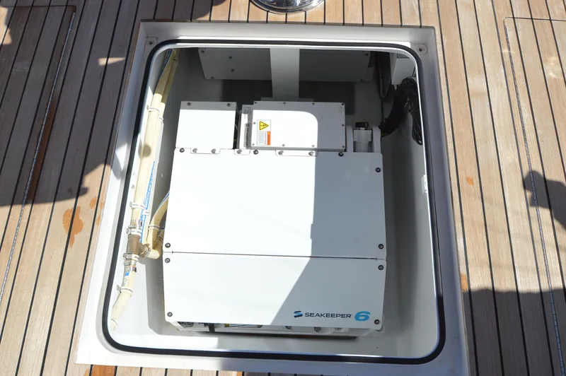 Safari Yacht Photos Pics 