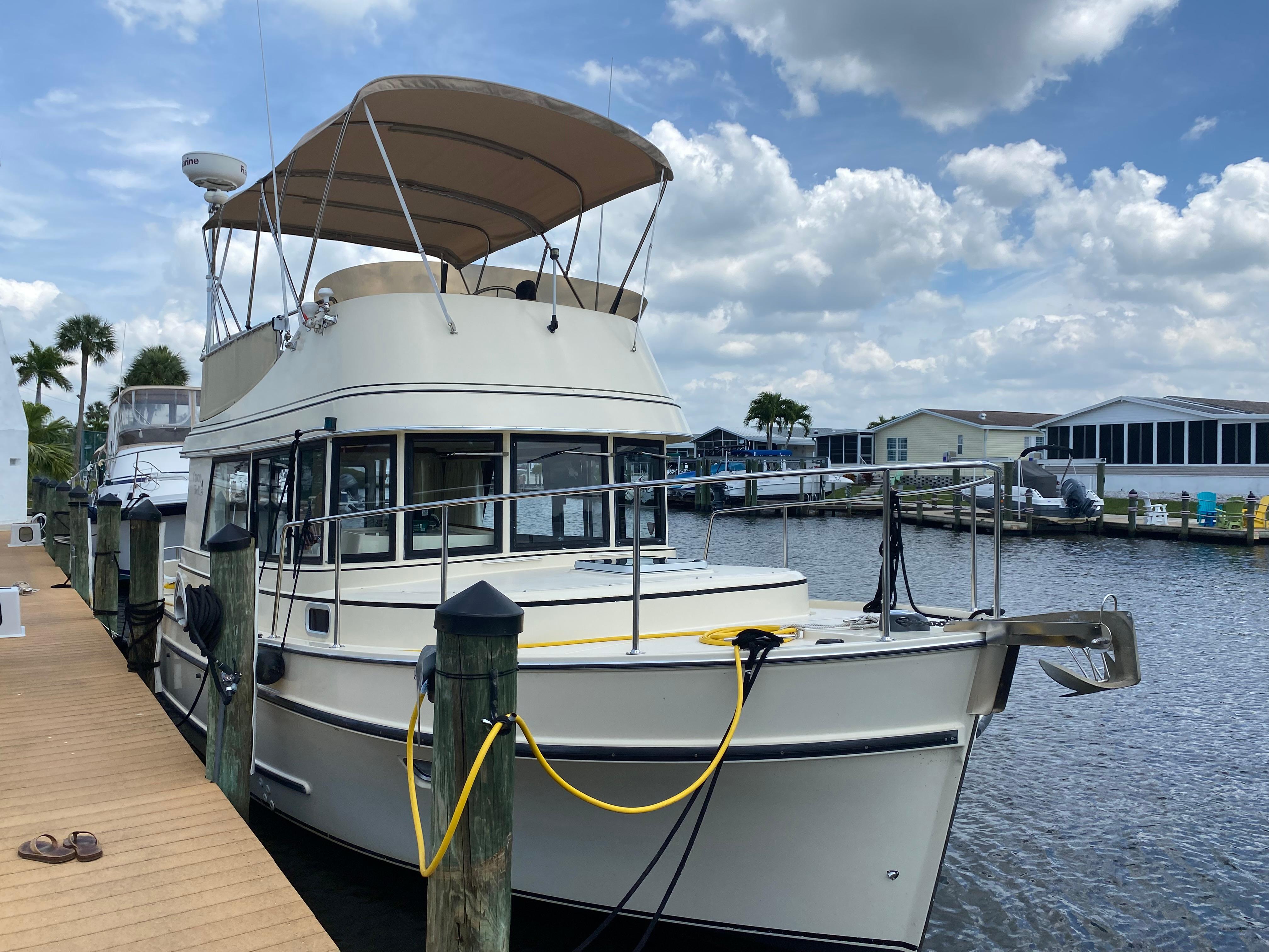 New 2003 Camano 31 - Florida | TopBoats