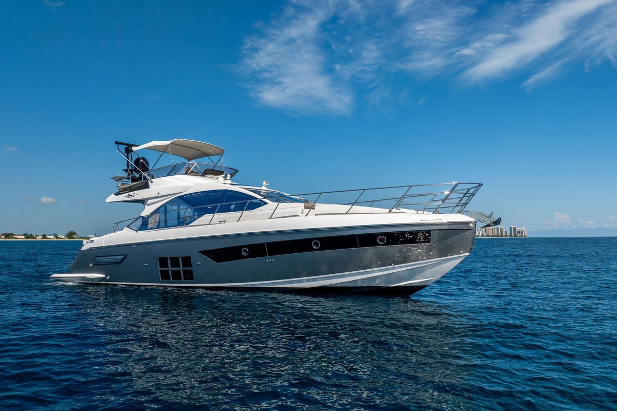 2021 Azimut 59 