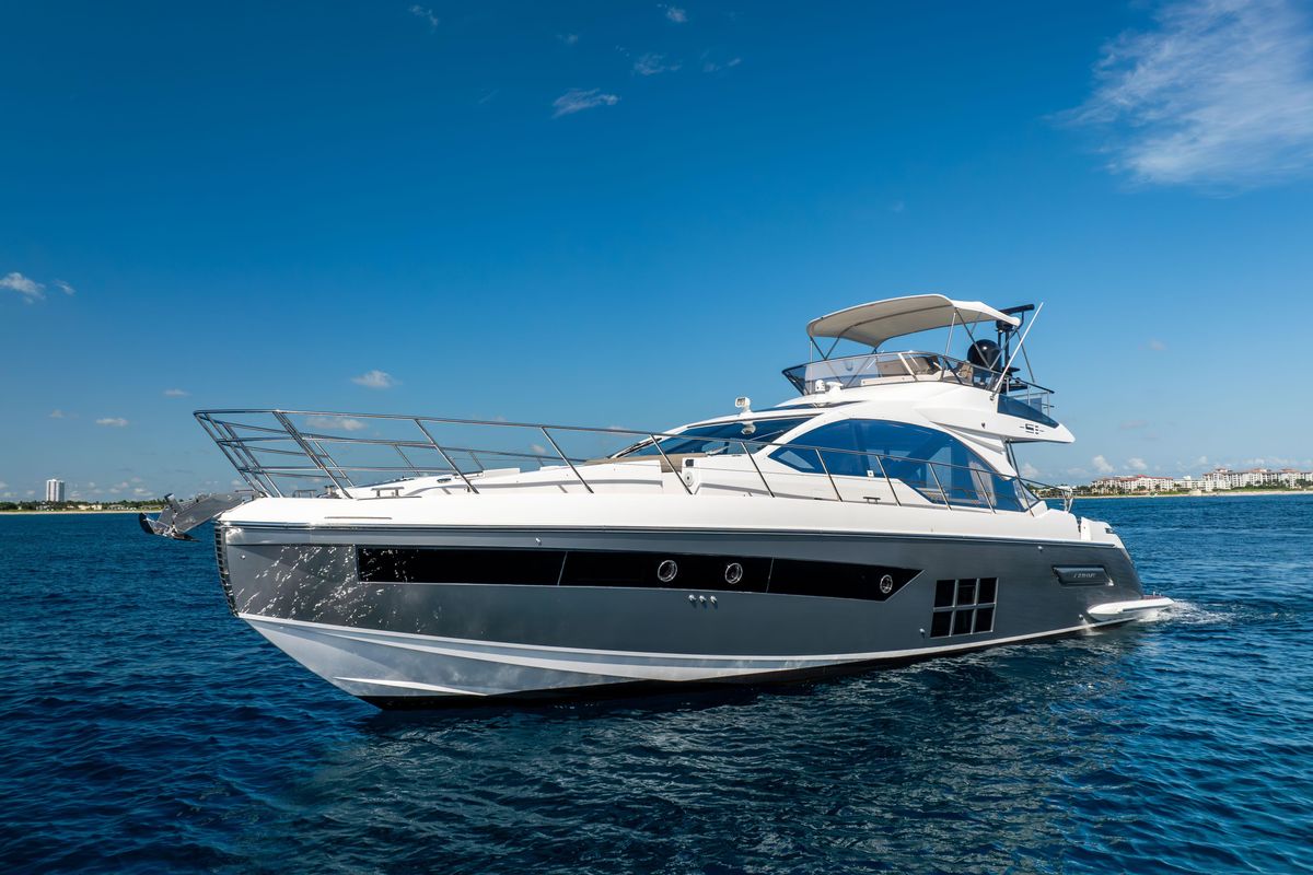 2021 Azimut 59 