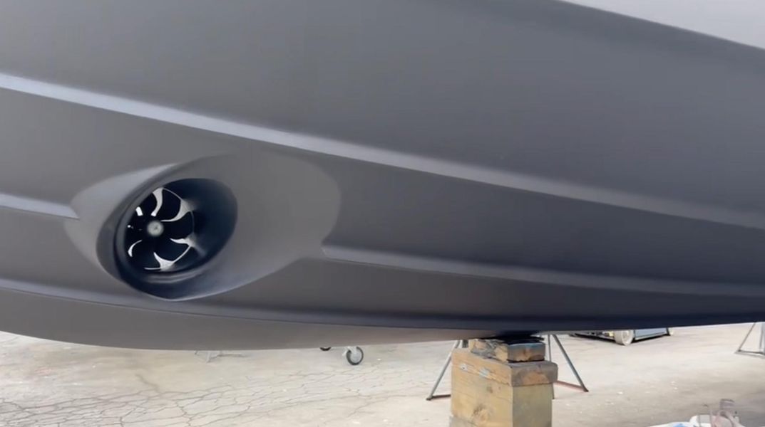 2019 Sea Ray L550