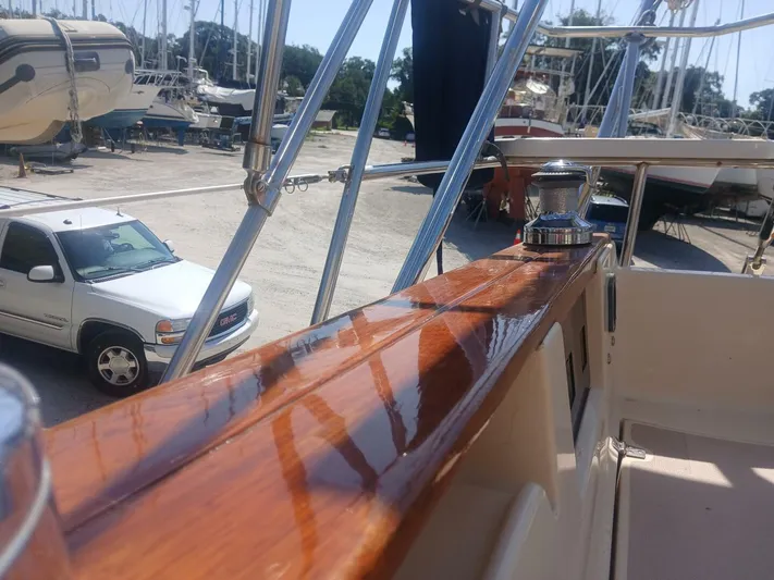 Wonderwind Yacht Photos Pics 