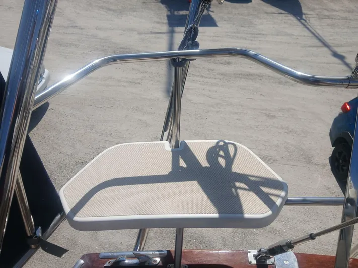 Wonderwind Yacht Photos Pics 