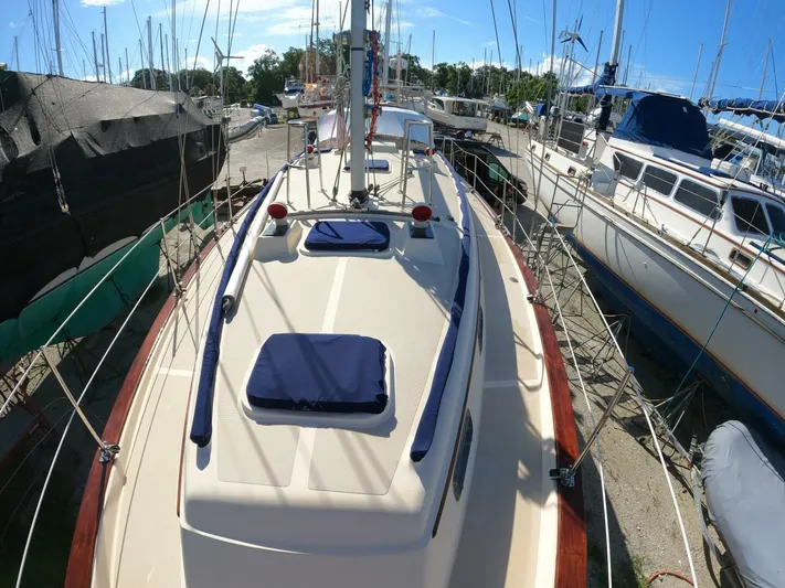 Wonderwind Yacht Photos Pics 