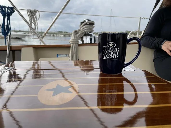 Wonderwind Yacht Photos Pics 