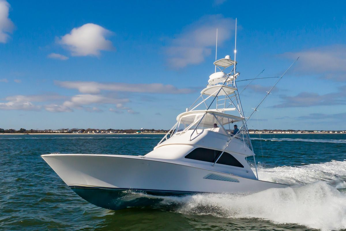 2005 Viking 48 