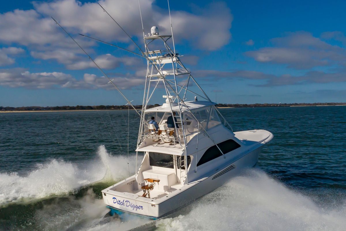 2005 Viking 48 