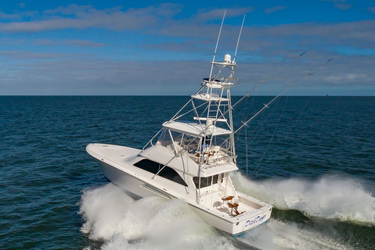 2005 Viking 48 