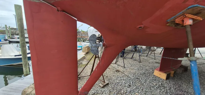 Blue Skies Yacht Photos Pics 