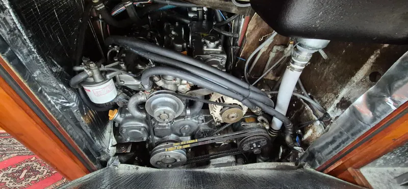 Blue Skies Yacht Photos Pics 