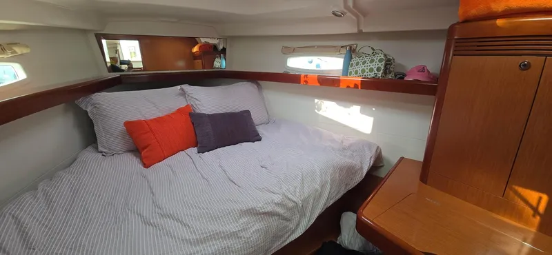 Farenheight Yacht Photos Pics 