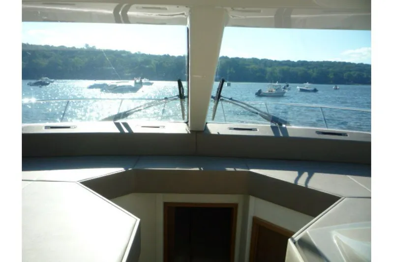 Venture Yacht Photos Pics 2017-Sea-Ray-460-Sundancer-MarineMax-Huntington