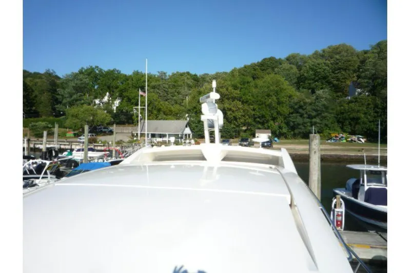 Venture Yacht Photos Pics 2017-Sea-Ray-460-Sundancer-MarineMax-Huntington