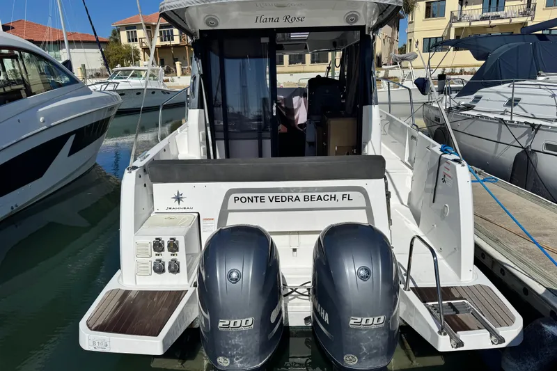  Yacht Photos Pics 2019 Jeanneau NC 895 boat docked, featuring dual Yamaha 200 engines, Ponte Vedra Beach, FL.