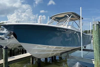 Grady-White Freedom 275