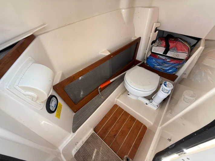  Yacht Photos Pics Grady-White Freedom 275