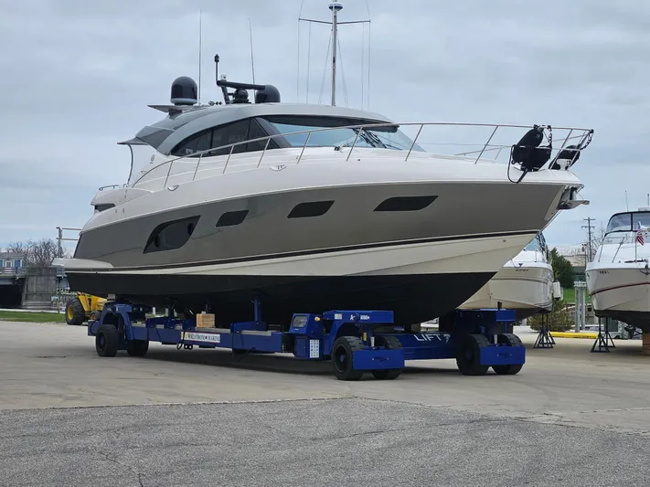 Chapter II Yacht Photos Pics 