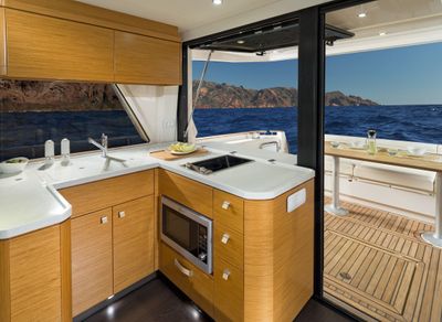 Yacht