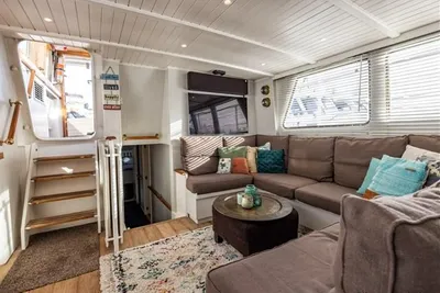 1978 Volker Explorer 64