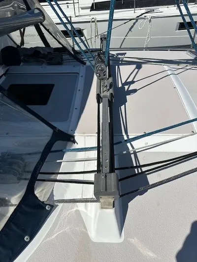 Junebug Yacht Photos Pics Deck view of a 2008 Catalina 350 MkII yacht.