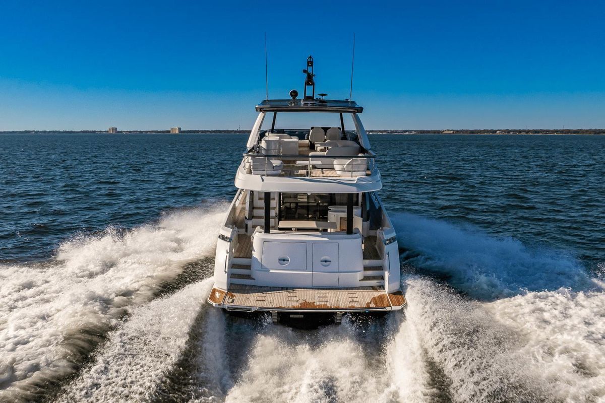 2024 Azimut 66 