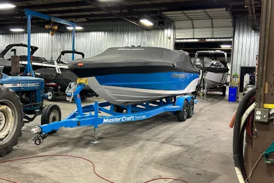 MasterCraft XT23