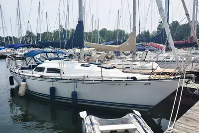C&C 32 Sloop