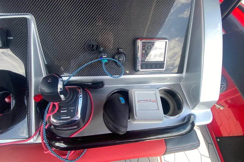  Yacht Photos Pics Control panel of 2021 Fountain 34 SC boat with joystick and Optimus EPS system.