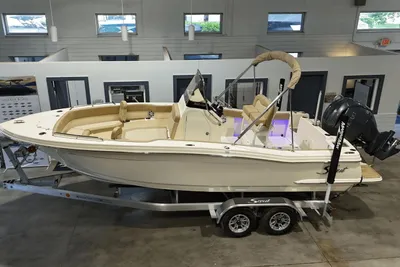 Scout 215 XSF